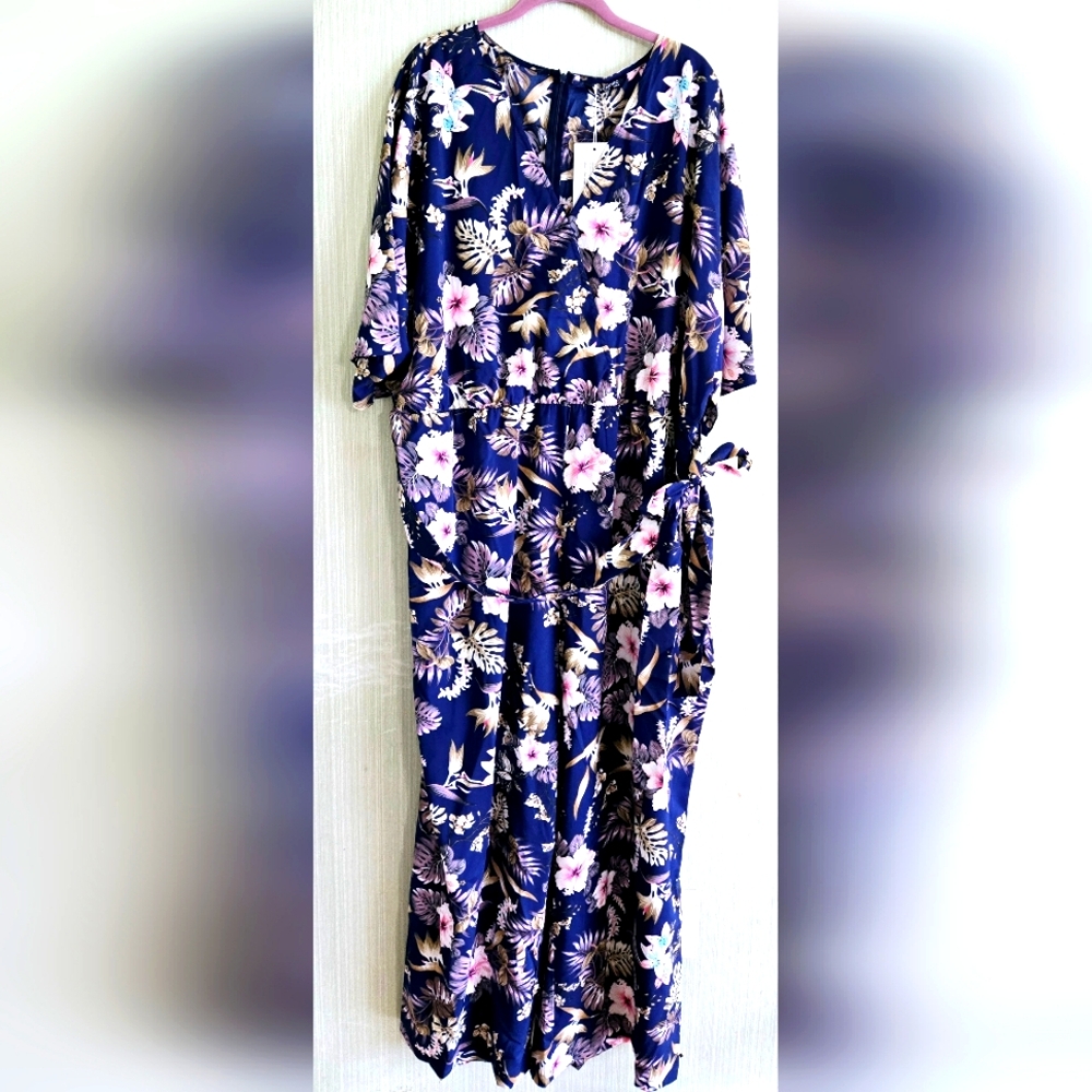 Bloomchic Navy Blue Floral Short Sleeve Jumpsuit